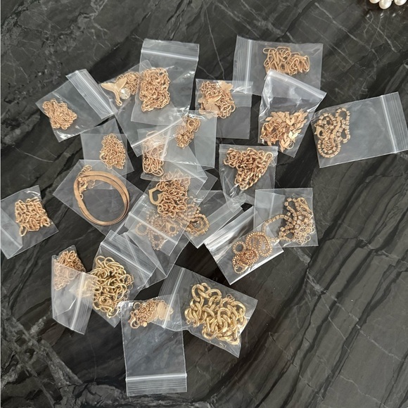 SHEIN Elegant Gold Bracelet Set for Women - Picture 4 of 11